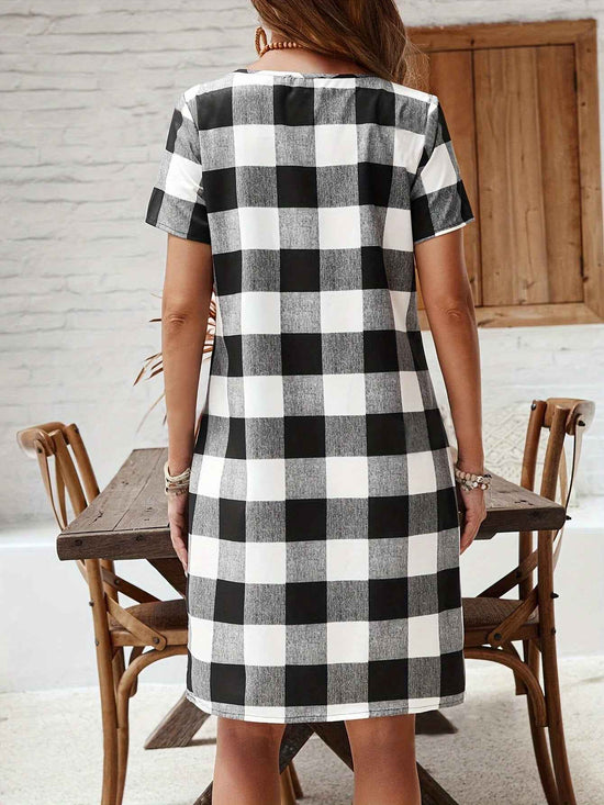 Summer Fashion Checkered Round Neck Dress for Women